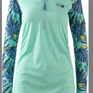 Salt Life Light Blue Rash guard SLX dress size Large